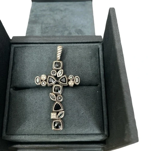 David Yurman Pendant - Picture 2 of 3